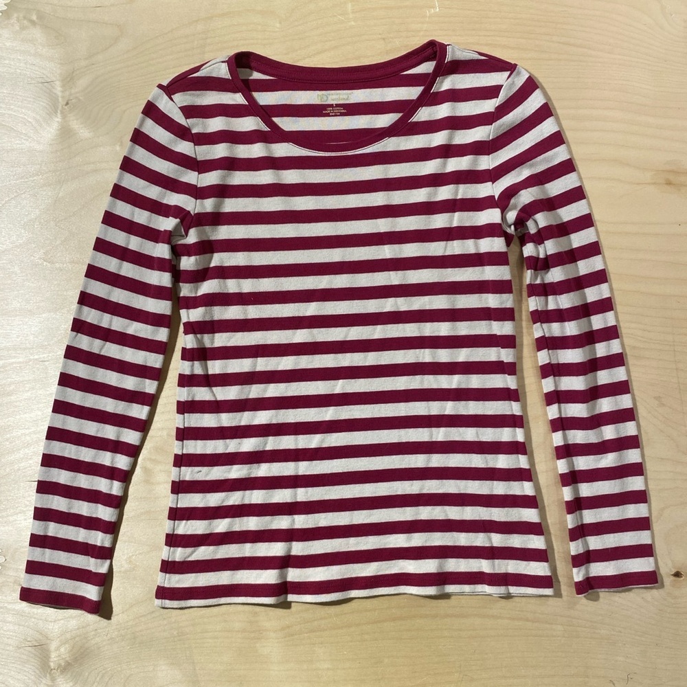 New Directions Burgundy and White Striped Long Sleeve Tee Small (QJ)